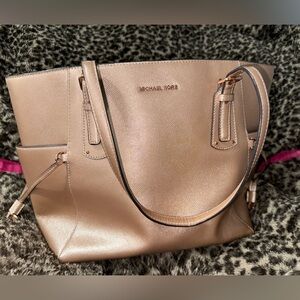 Michael Kors Metallic purse